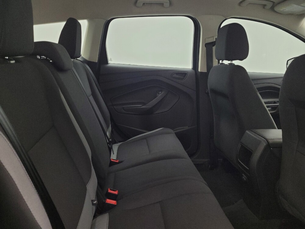 2016 Ford Escape in Columbus, OH 43228 - 18120949 19