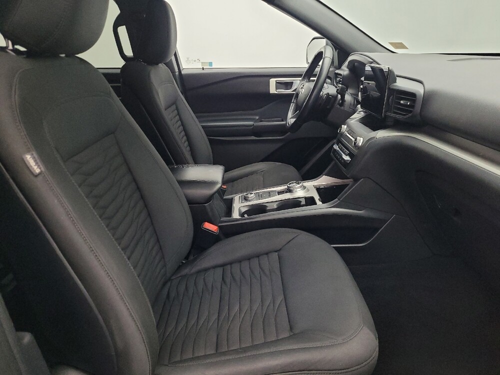 2020 Ford Explorer in Kissimmee, FL 34744 - 18120950 21