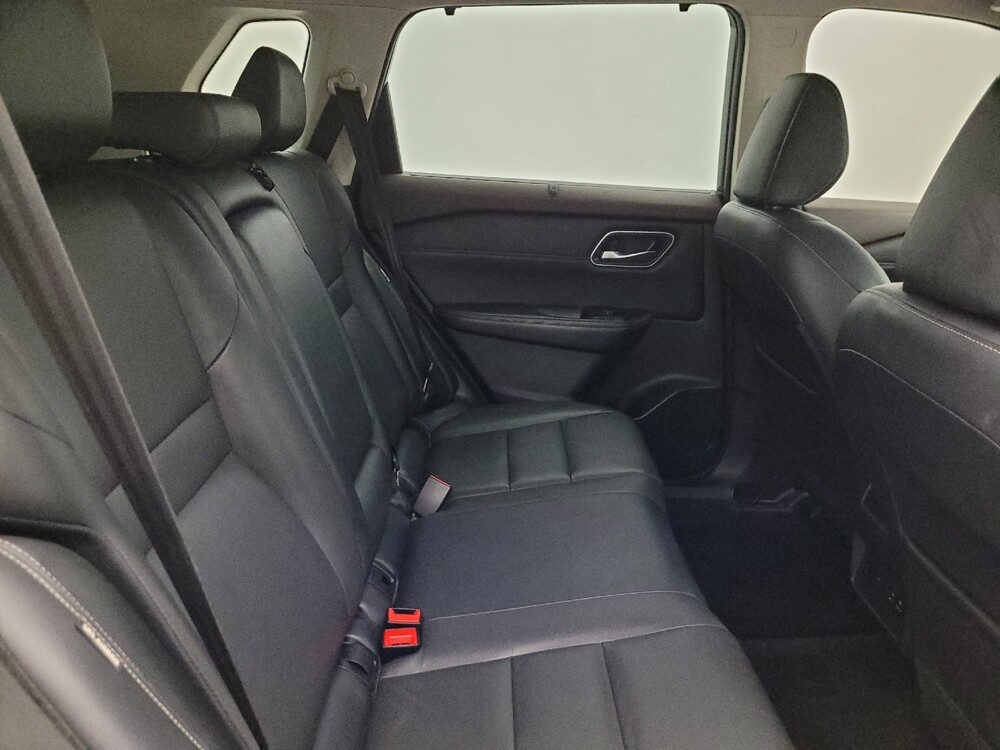 2021 Nissan Rogue in Glendale, AZ 85301 - 18120951 19