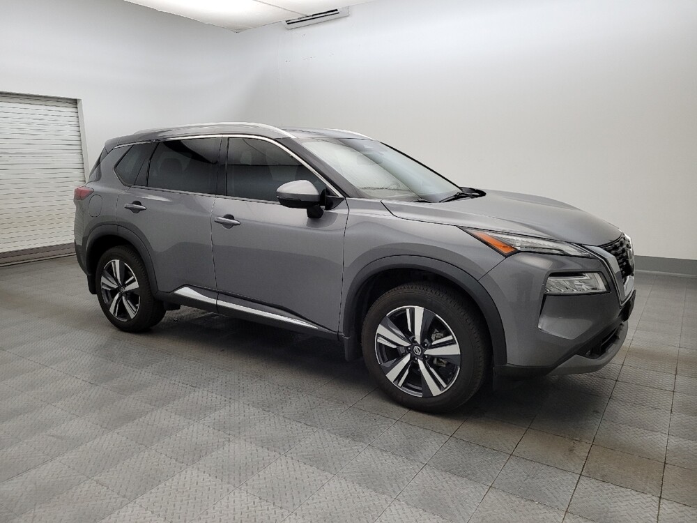 2021 Nissan Rogue in Glendale, AZ 85301 - 18120951 11
