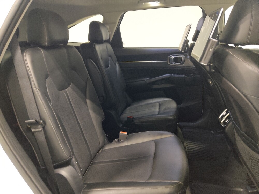 2021 Kia Sorento in Columbus, OH 43231 - 18120957 19