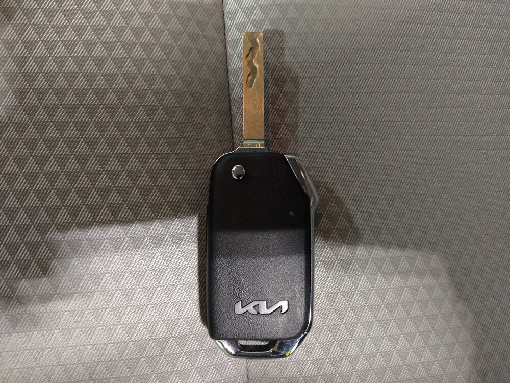 2025 Kia Soul in Columbus, OH 43231 - 18120958 32