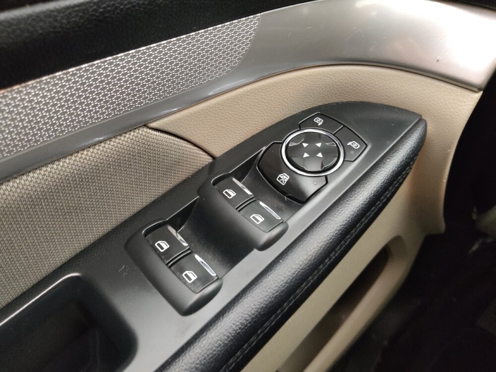 2019 Ford Explorer in Independence, MO 64055 - 18120960 27