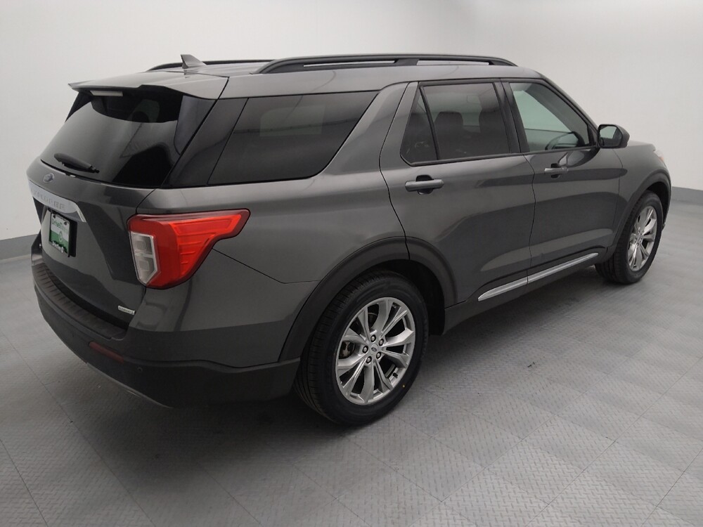 2020 Ford Explorer in Gladstone, MO 64118 - 18120961 10