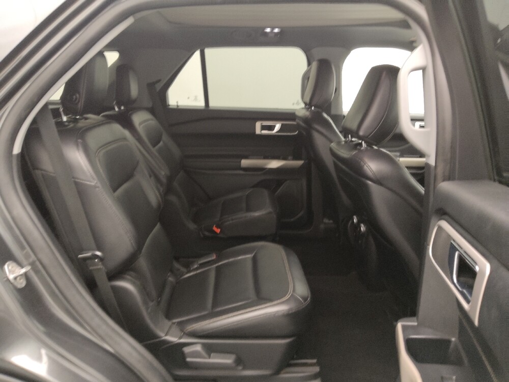2020 Ford Explorer in Gladstone, MO 64118 - 18120961 19