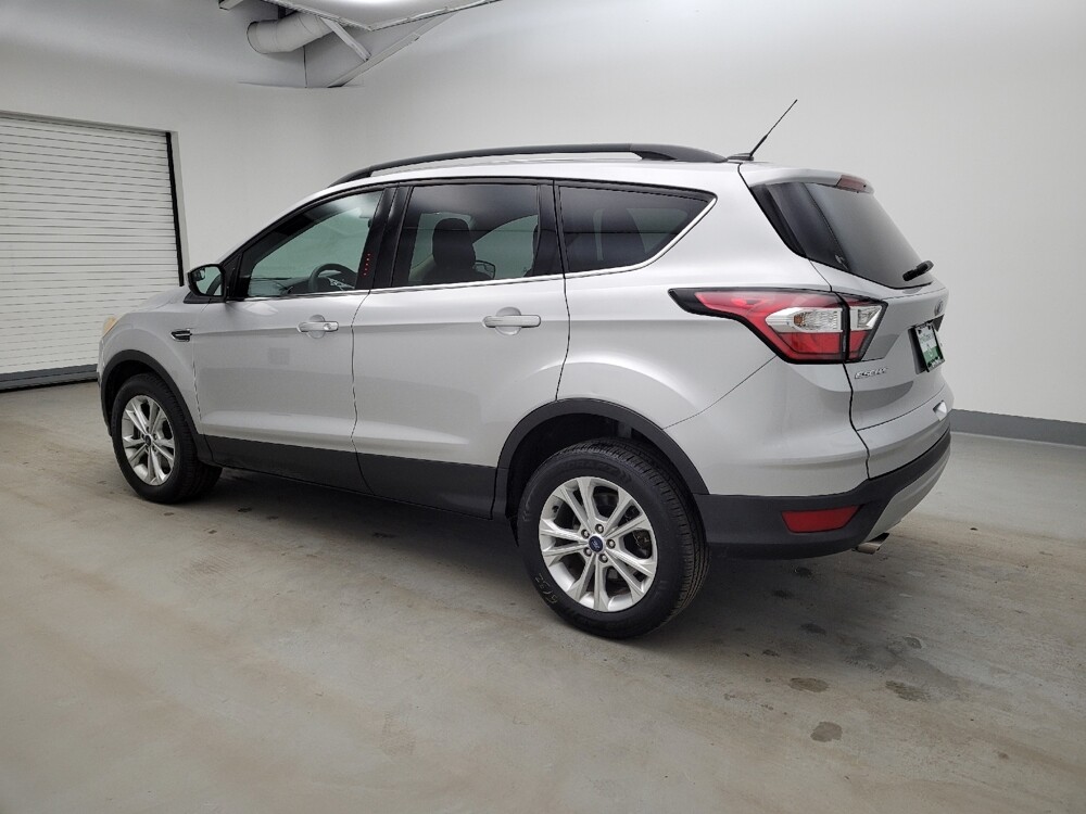 2018 Ford Escape in Columbus, OH 43228 - 18120964 3