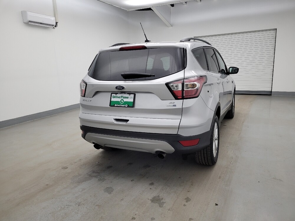 2018 Ford Escape in Columbus, OH 43228 - 18120964 7