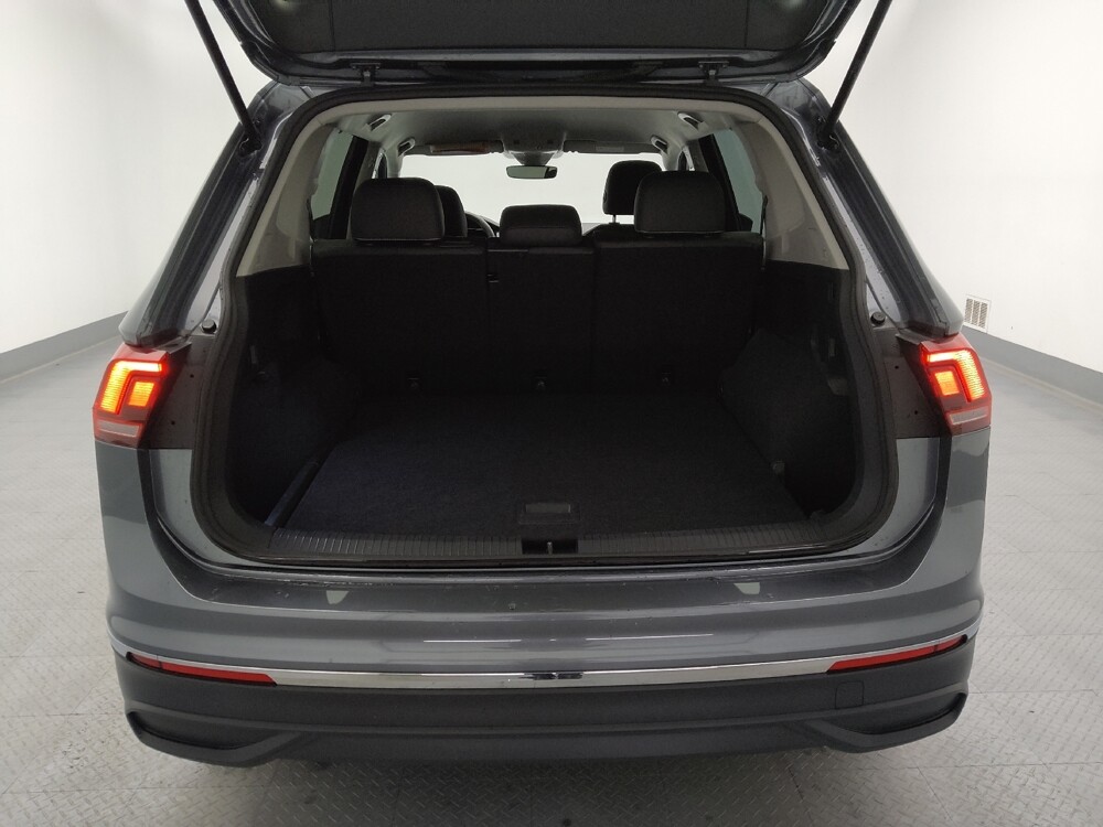 2023 Volkswagen Tiguan in Independence, MO 64055 - 18120970 29