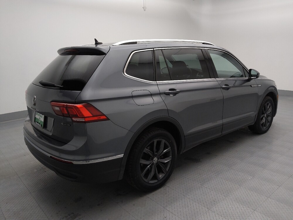 2023 Volkswagen Tiguan in Independence, MO 64055 - 18120970 10