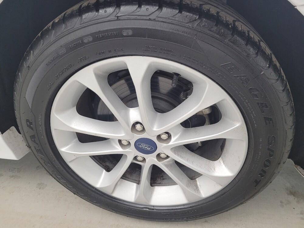 2020 Ford Fusion in Columbus, OH 43228 - 18120971 31