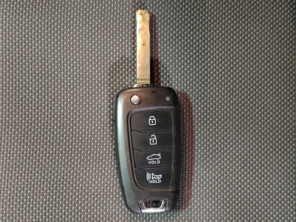 2022 Hyundai Elantra in Sanford, FL 32773 - 18120972 32