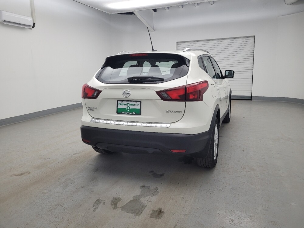 2018 Nissan Rogue Sport in Cincinnati, OH 45255 - 18120976 7