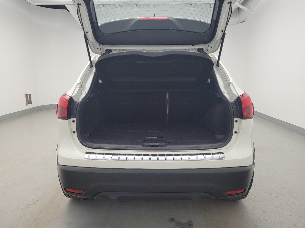 2018 Nissan Rogue Sport in Cincinnati, OH 45255 - 18120976 29