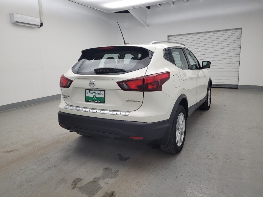 2018 Nissan Rogue Sport in Cincinnati, OH 45255 - 18120976 9