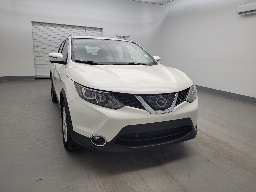 2018 Nissan Rogue Sport in Cincinnati, OH 45255 - 18120976 14