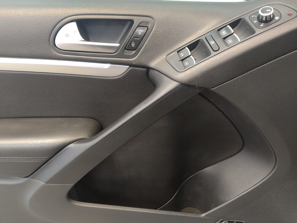 2014 Volkswagen Tiguan in Fairfield, OH 45014 - 18120983 27