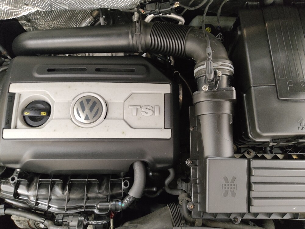 2014 Volkswagen Tiguan in Fairfield, OH 45014 - 18120983 30