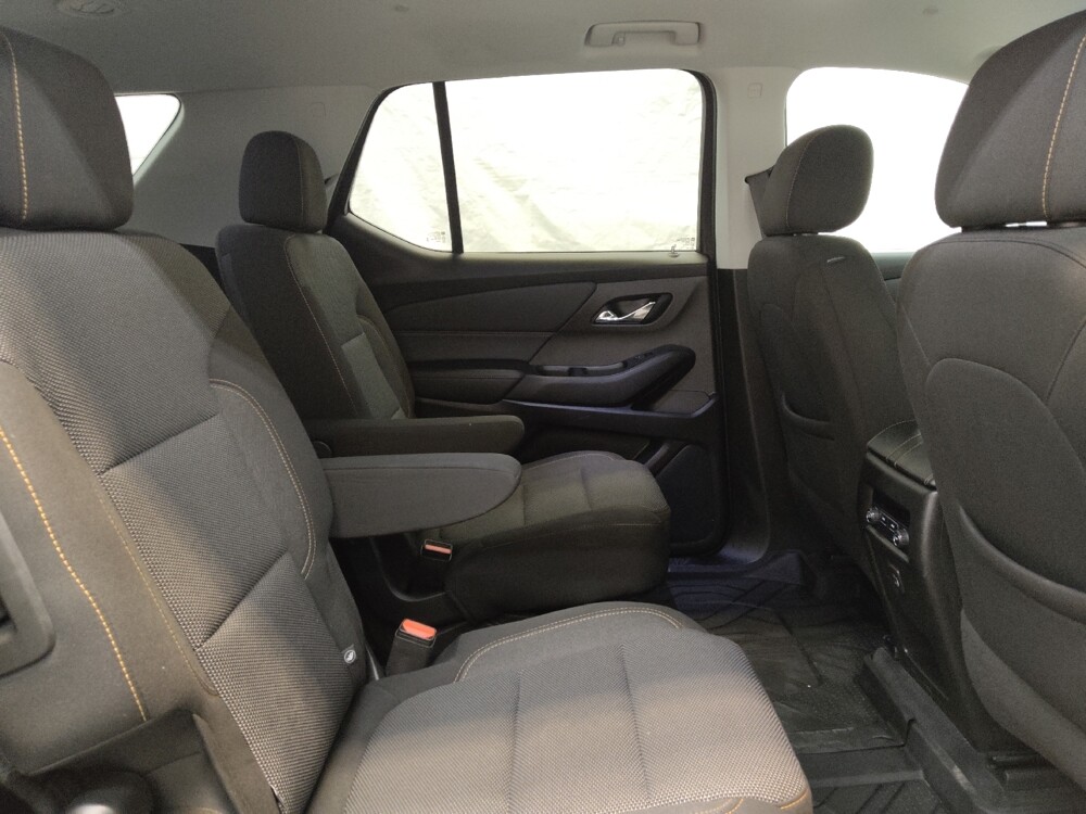 2021 Chevrolet Traverse in Fairfield, OH 45014 - 18120987 19