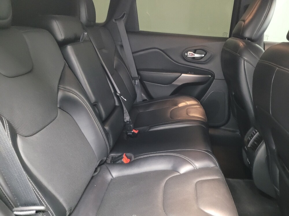 2021 Jeep Cherokee in Las Vegas, NV 89104 - 18120990 19