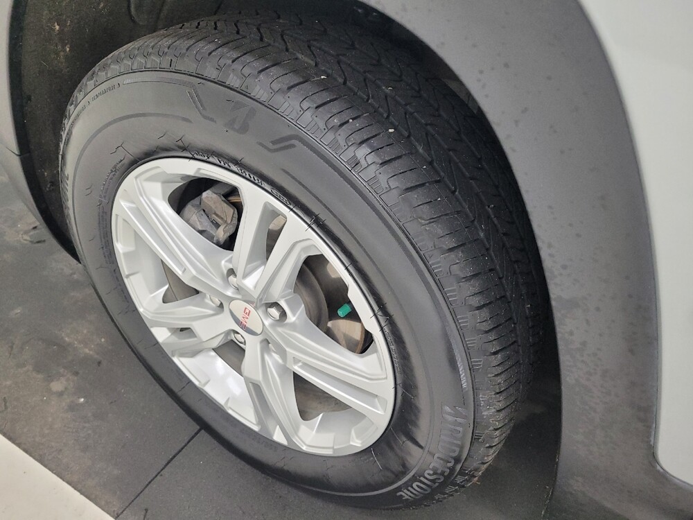 2024 GMC Terrain in Gladstone, MO 64118 - 18120995 31