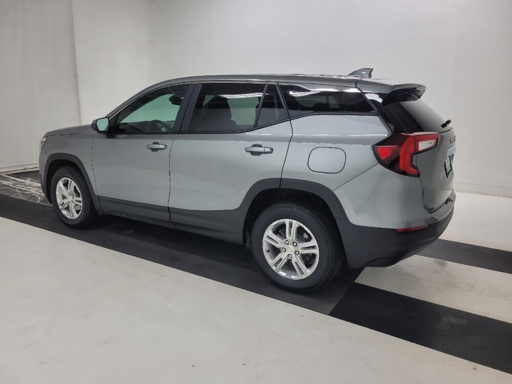 2024 GMC Terrain in Gladstone, MO 64118 - 18120995 3
