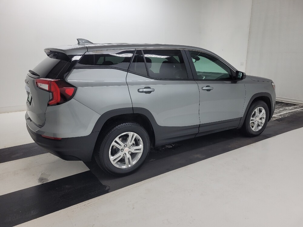 2024 GMC Terrain in Gladstone, MO 64118 - 18120995 10