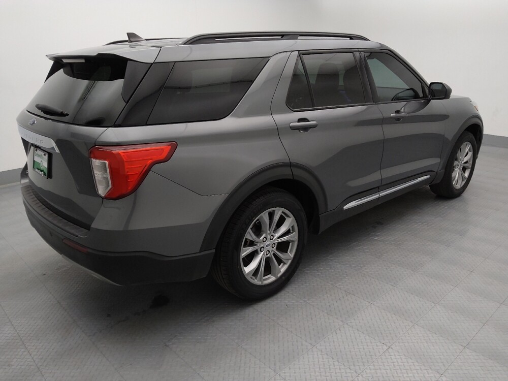 2023 Ford Explorer in Gladstone, MO 64118 - 18120997 10