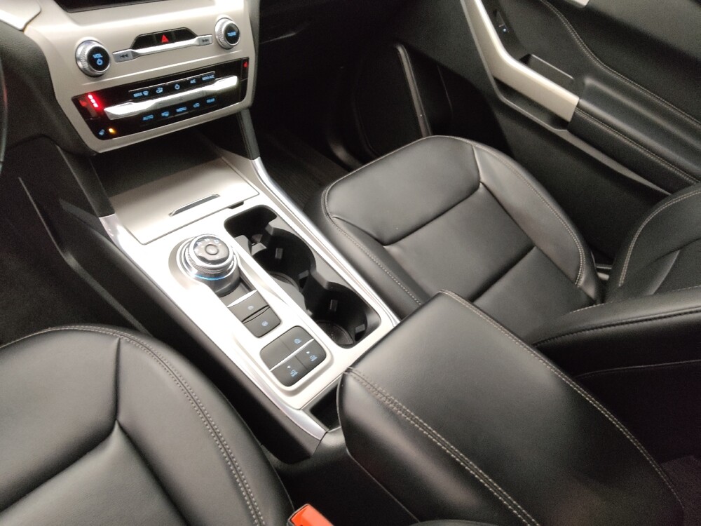 2023 Ford Explorer in Gladstone, MO 64118 - 18120997 26