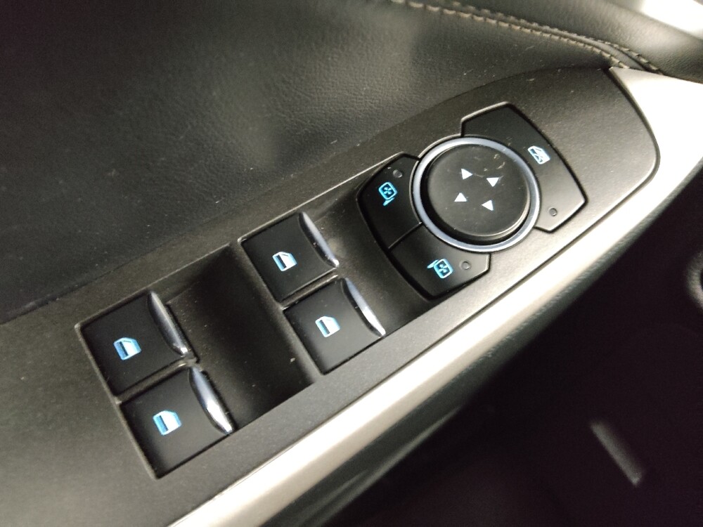 2023 Ford Explorer in Gladstone, MO 64118 - 18120997 27