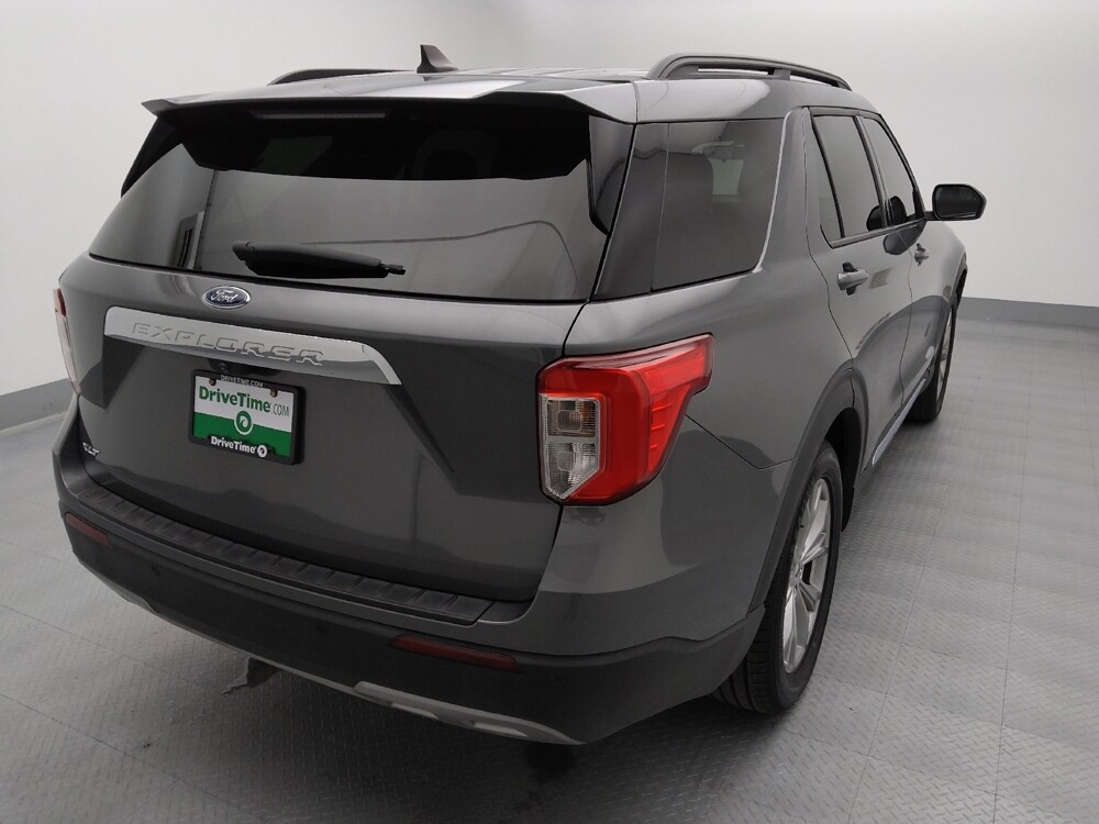 2023 Ford Explorer in Gladstone, MO 64118 - 18120997 7