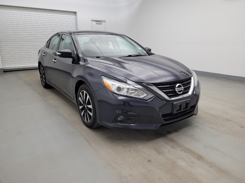 2018 Nissan Altima in Lexington, KY 40509 - 18120998 13