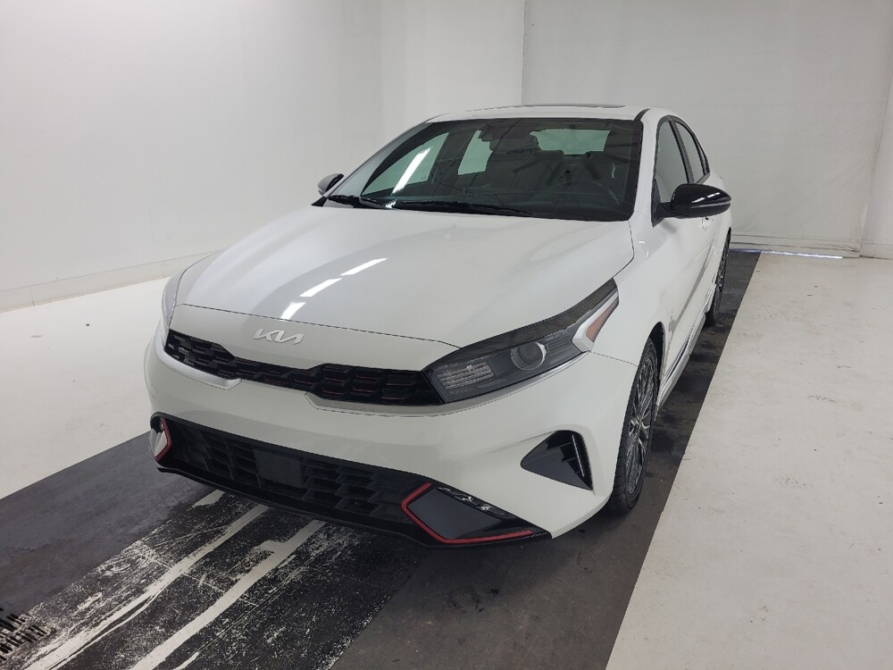 2024 Kia Forte in Gladstone, MO 64118 - 18121000 15