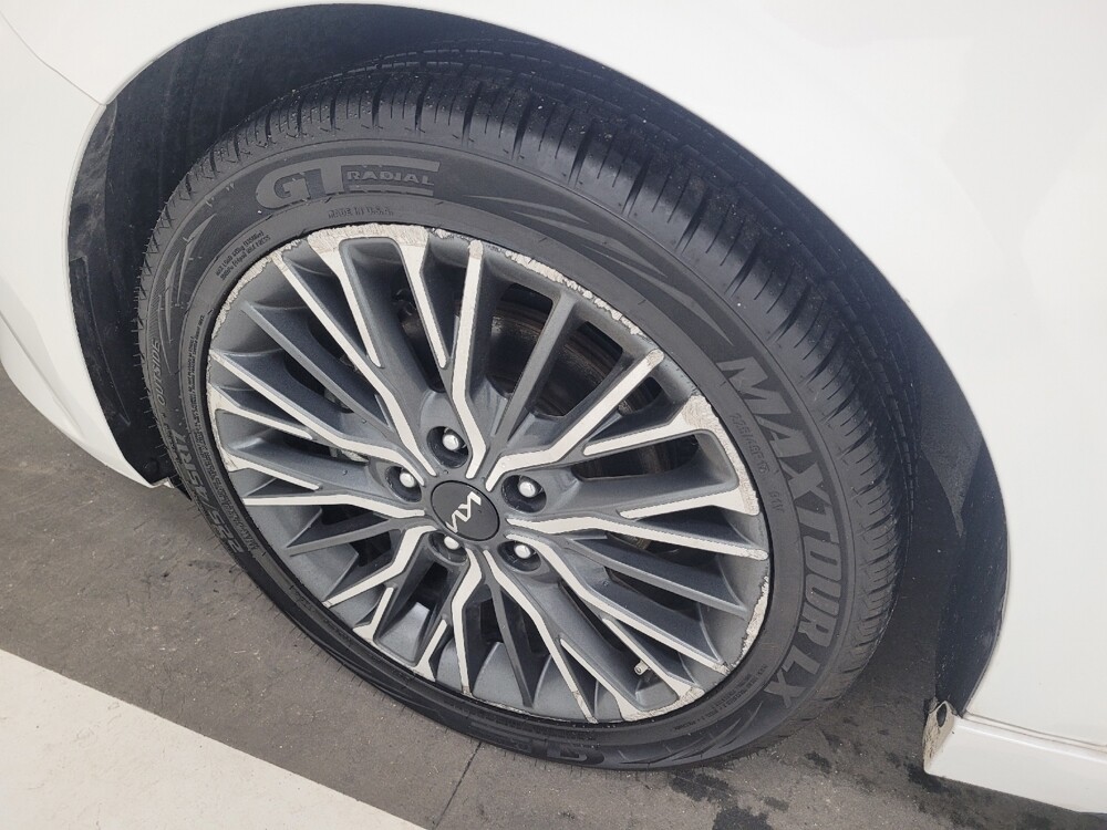 2024 Kia Forte in Gladstone, MO 64118 - 18121000 31