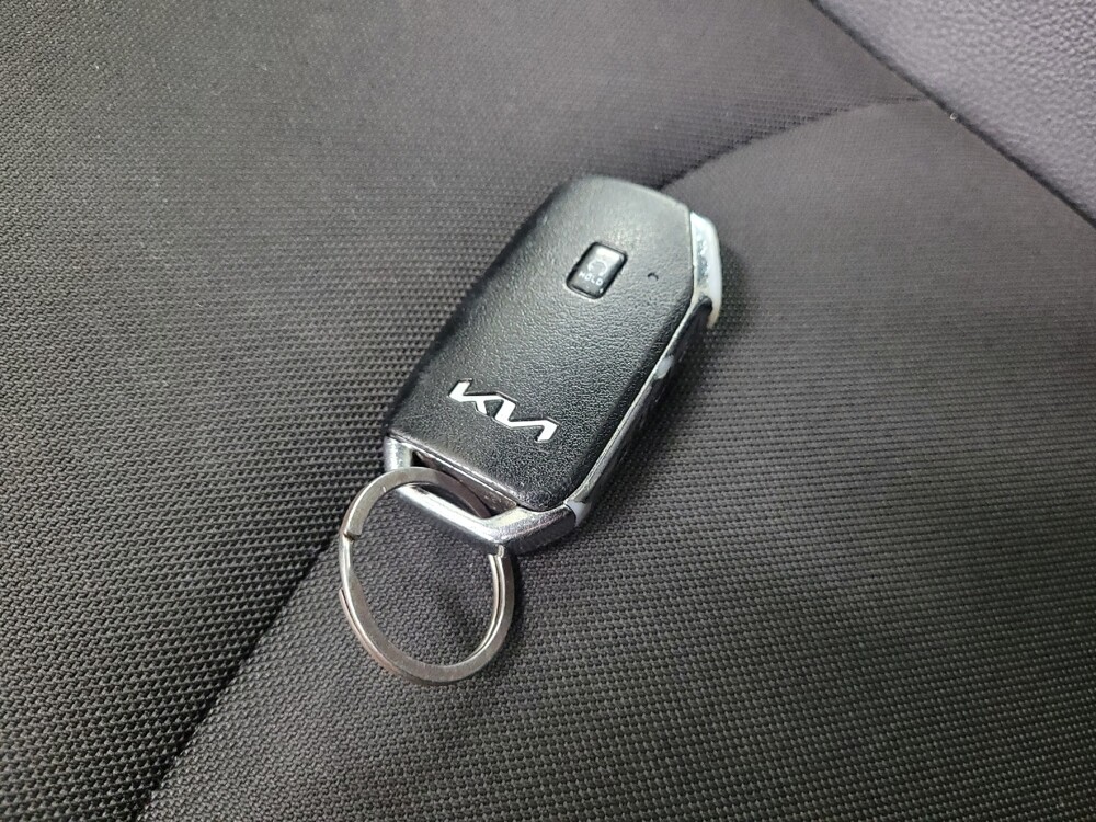 2024 Kia Forte in Gladstone, MO 64118 - 18121000 32
