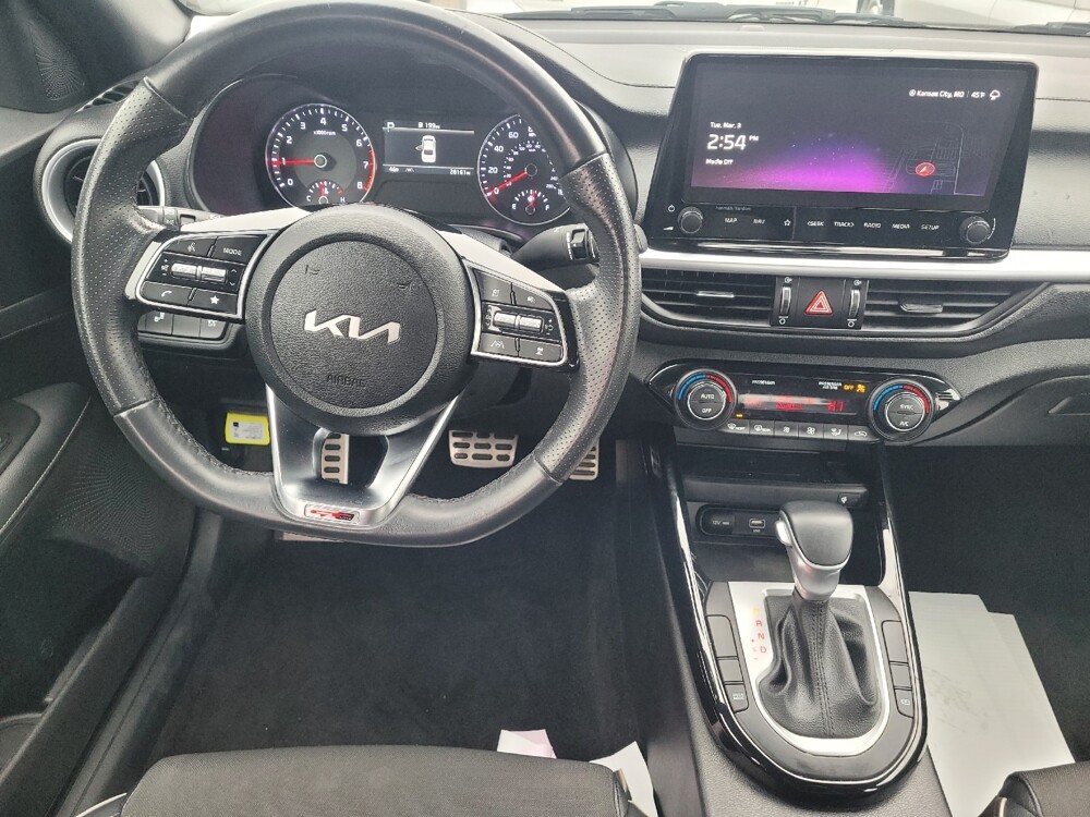 2024 Kia Forte in Gladstone, MO 64118 - 18121000 22
