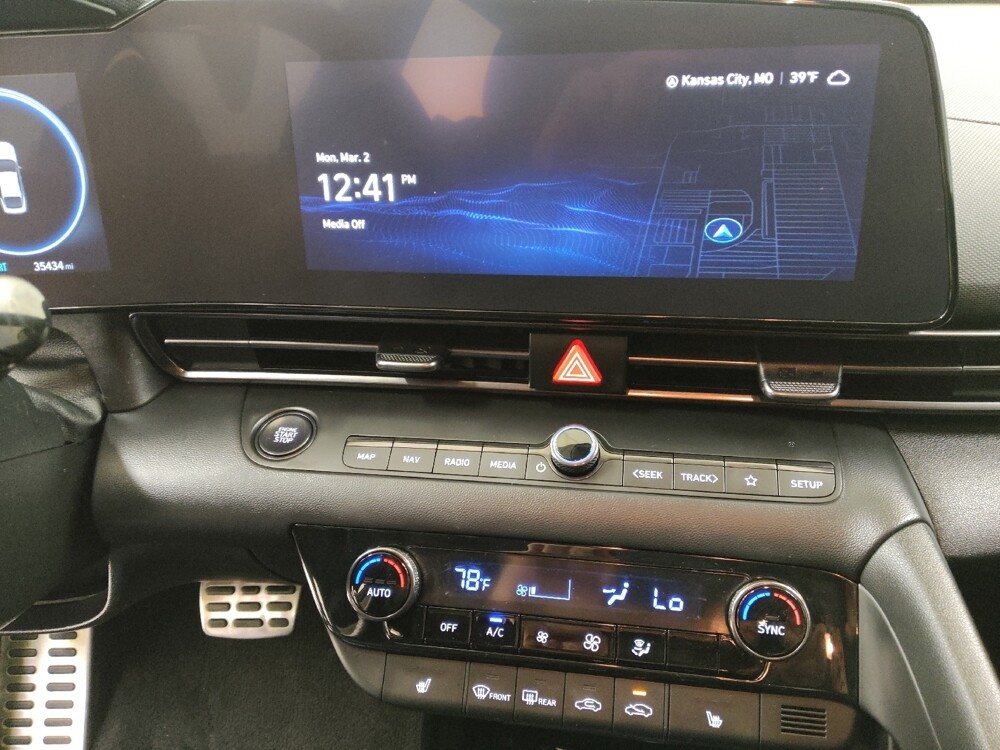 2023 Hyundai Elantra in St. Louis, MO 63125 - 18121001 25