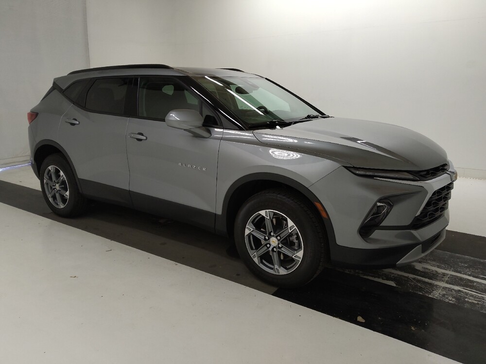 2024 Chevrolet Blazer in St. Louis, MO 63125 - 18121002 11