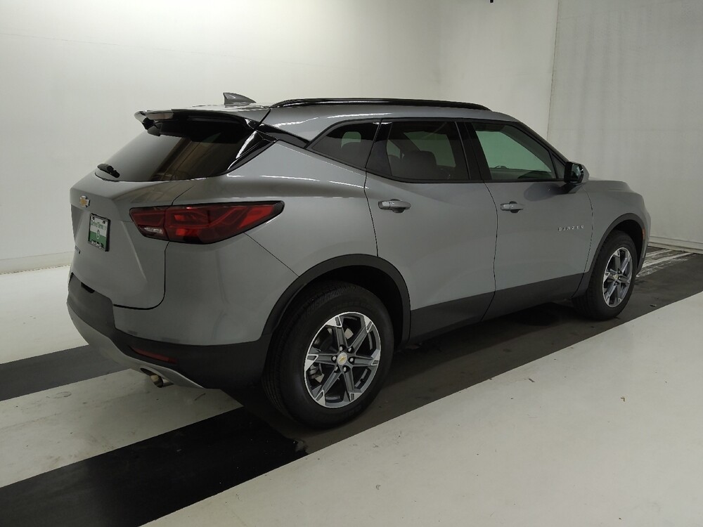2024 Chevrolet Blazer in St. Louis, MO 63125 - 18121002 10