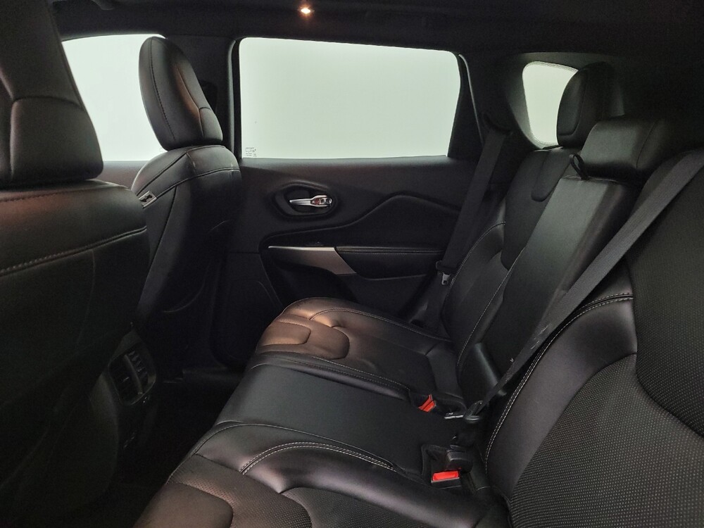 2021 Jeep Cherokee in Maple Heights, OH 44137 - 18121003 18