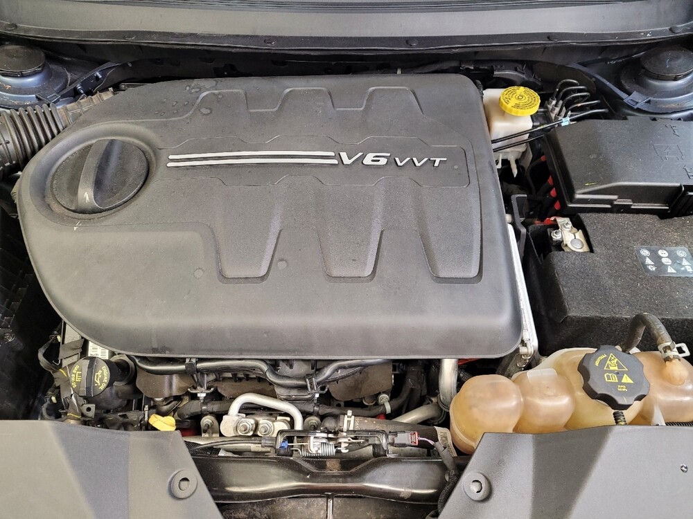 2021 Jeep Cherokee in Maple Heights, OH 44137 - 18121003 30