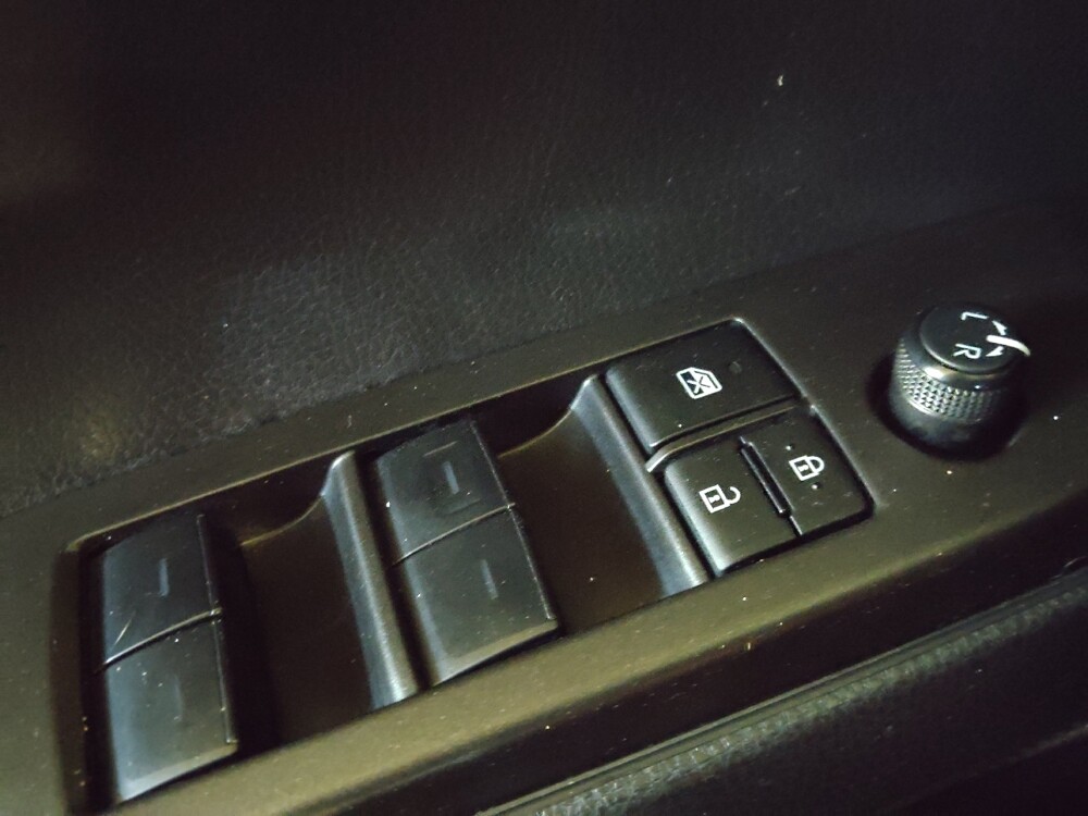 2024 Toyota Camry in Raleigh, NC 27604 - 18121006 27