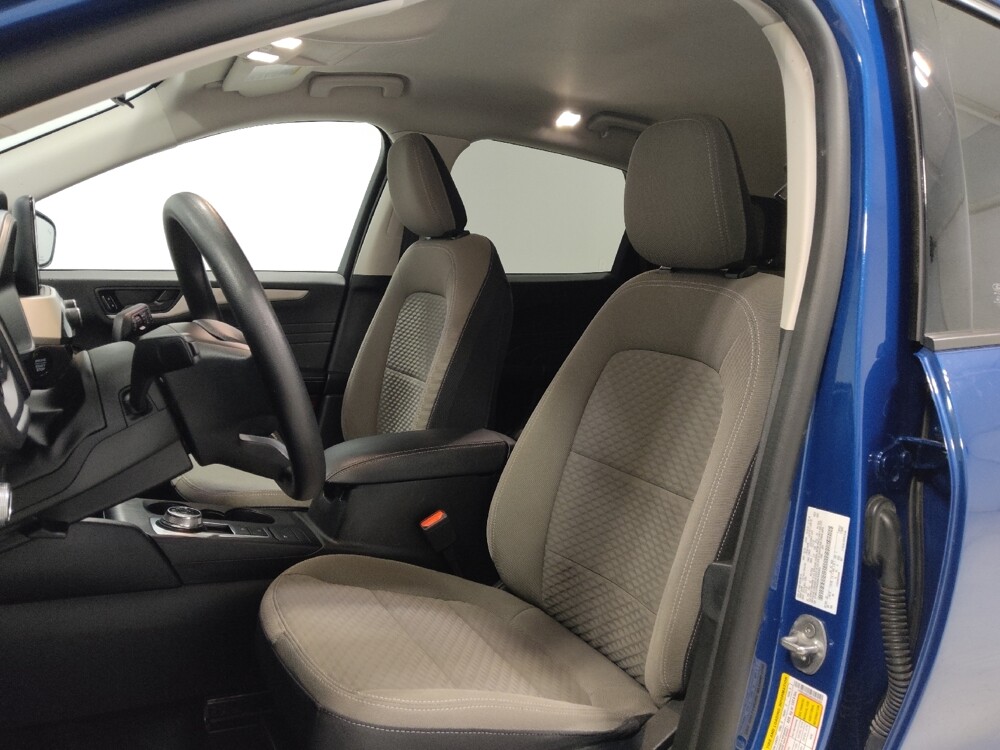 2022 Ford Escape in Columbus, OH 43231 - 18121008 17