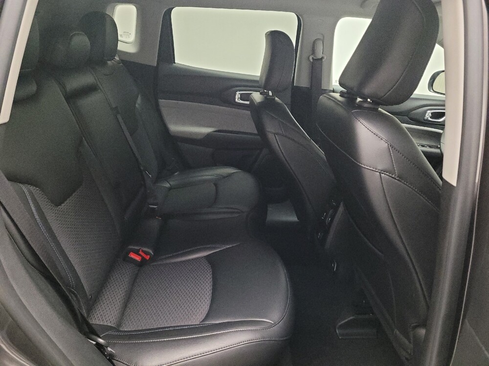 2022 Jeep Compass in Torrance, CA 90504 - 18121010 19