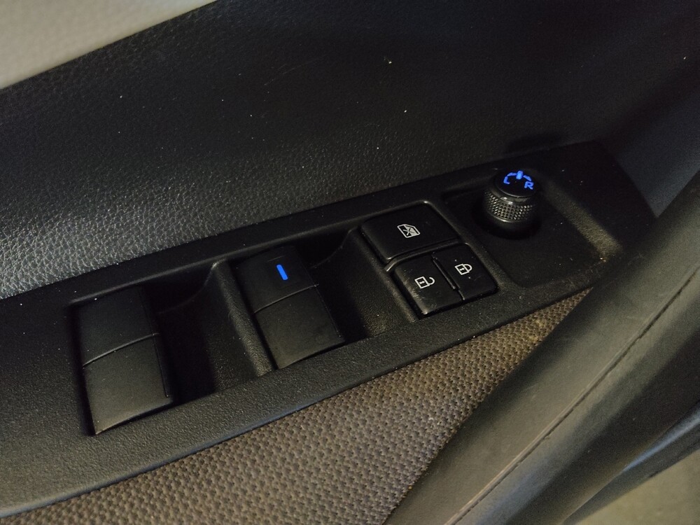 2020 Toyota Corolla in Raleigh, NC 27604 - 18121011 27