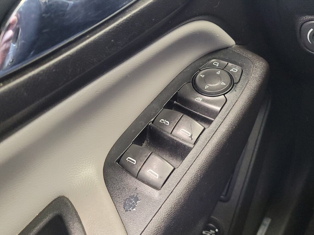 2018 Chevrolet Equinox in Lexington, KY 40509 - 18121012 27