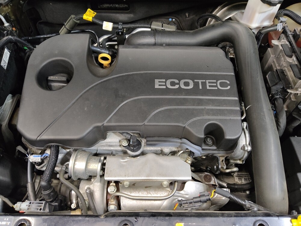 2021 Chevrolet Equinox in Fayetteville, NC 28304 - 18121013 30