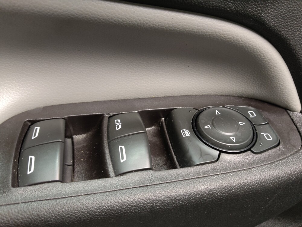 2021 Chevrolet Equinox in Fayetteville, NC 28304 - 18121013 27