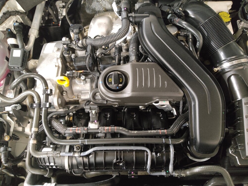 2025 Volkswagen Jetta in Fort Worth, TX 76116 - 18121020 30