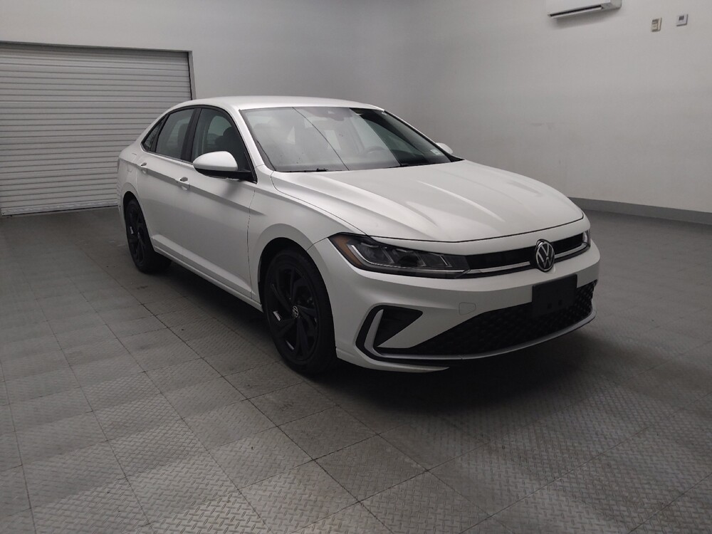 2025 Volkswagen Jetta in Fort Worth, TX 76116 - 18121020 13