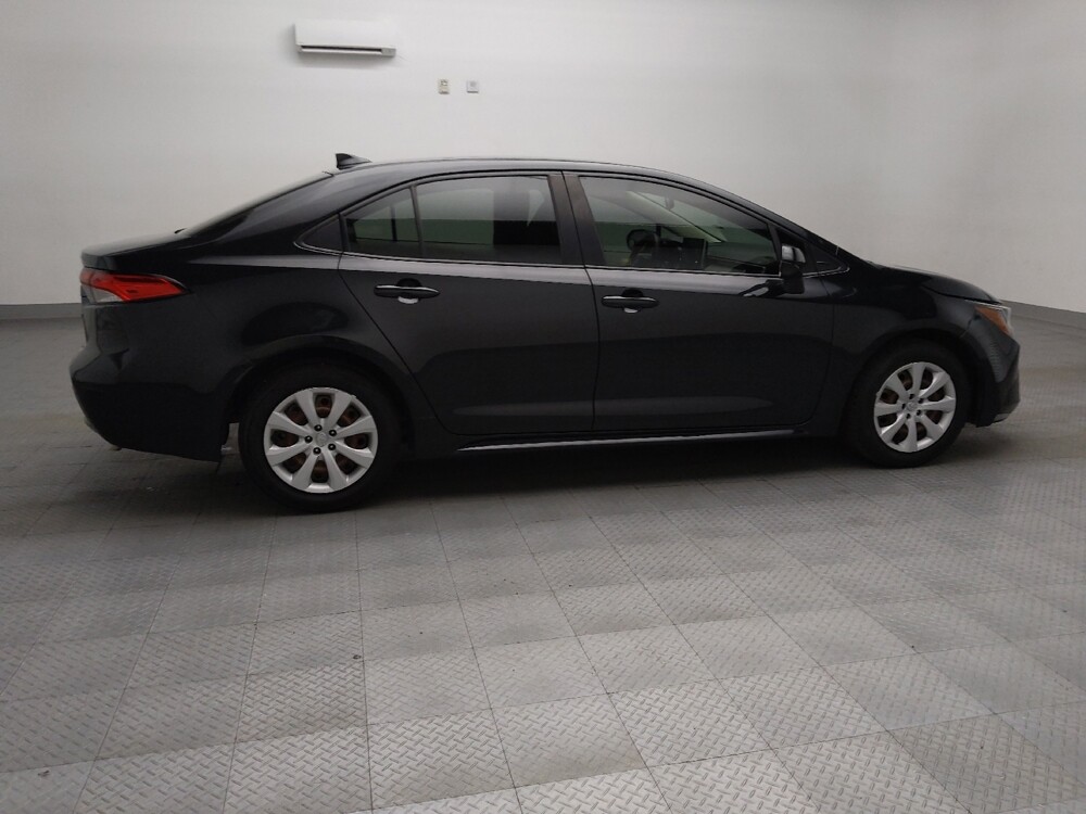 2020 Toyota Corolla in Fort Worth, TX 76116 - 18121021 10